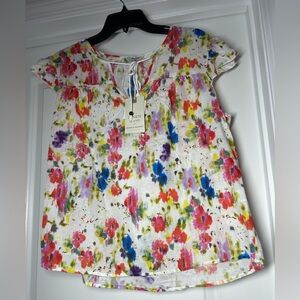 Hester & Orchard Colorful Floral Women's Linen Blend Top